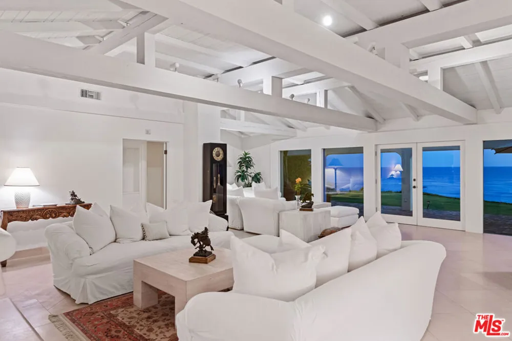33800 Pacific Coast Highway Malibu, CA 90265