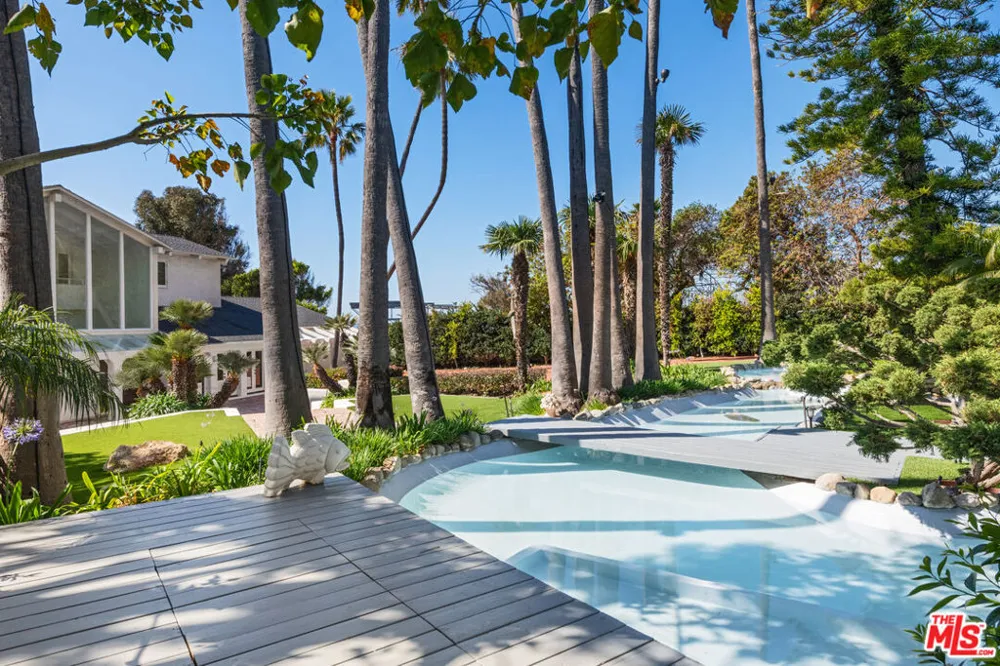 33800 Pacific Coast Highway Malibu, CA 90265
