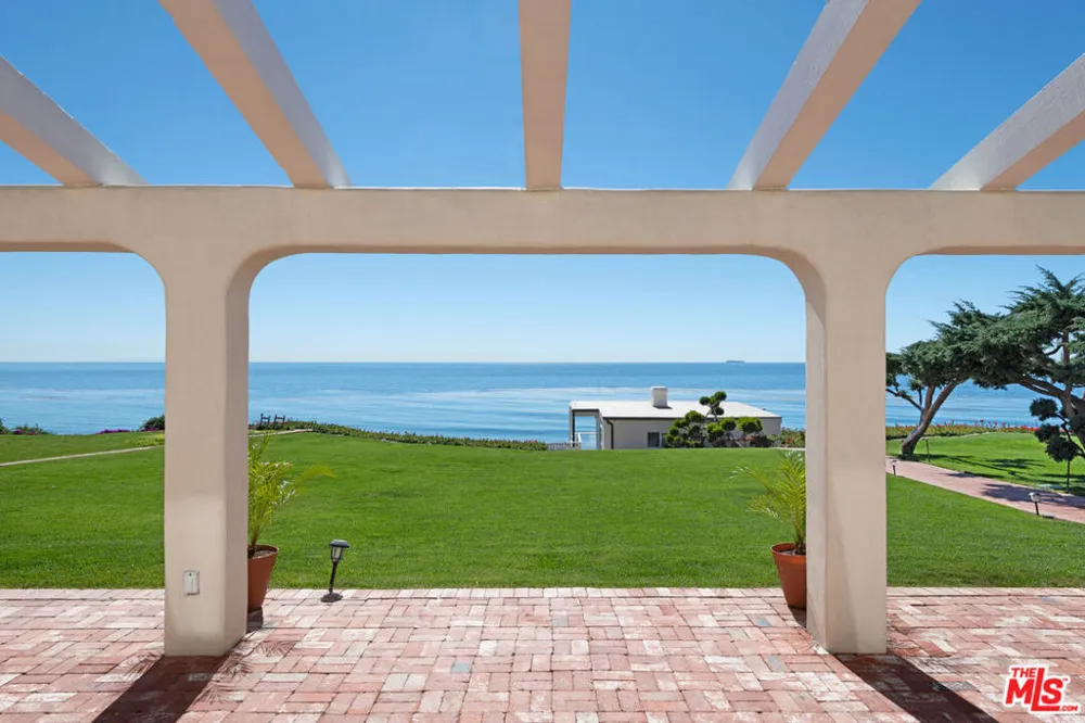33800 Pacific Coast Highway Malibu, CA 90265