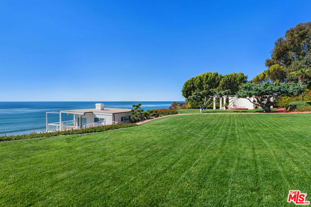 33800 Pacific Coast Highway Malibu, CA 90265