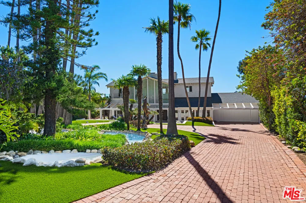 33800 Pacific Coast Highway Malibu, CA 90265