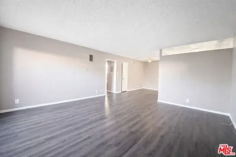 1208 W Adams Boulevard #6