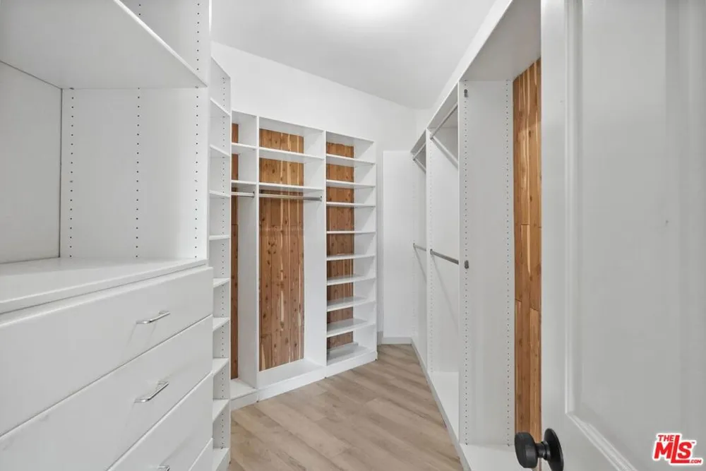 20851 Cheney Drive Topanga, CA 90290
