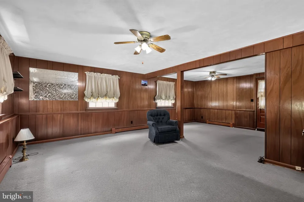 1782 SEQUOIA DRIVE Vineland, NJ 08361