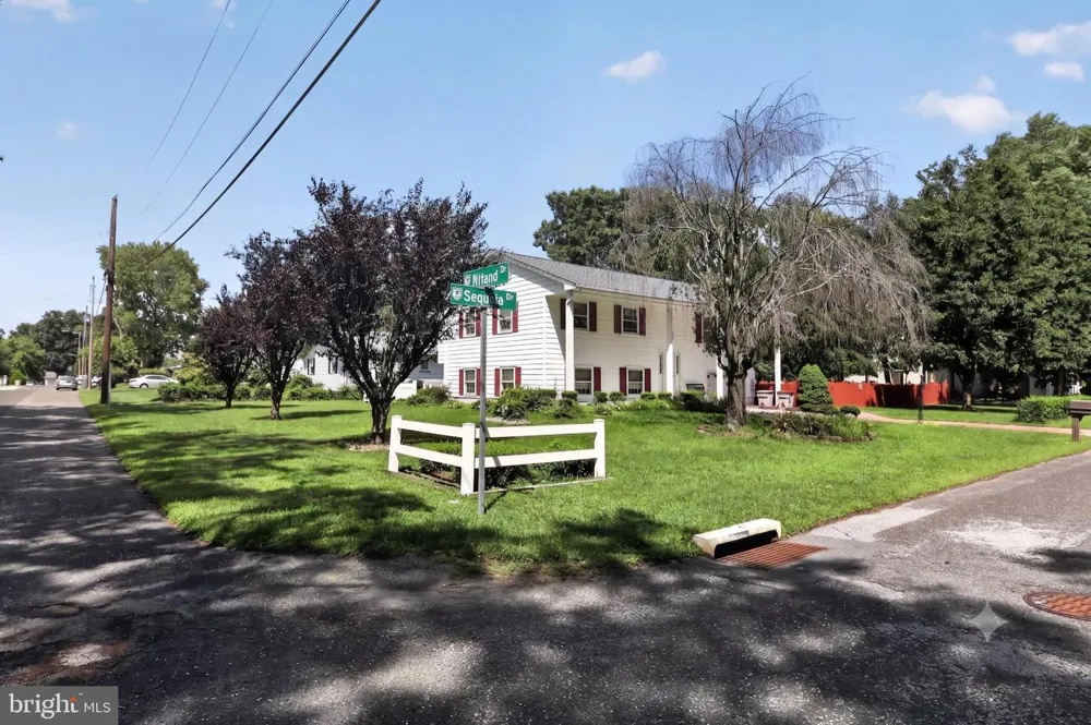 1782 SEQUOIA DRIVE Vineland, NJ 08361