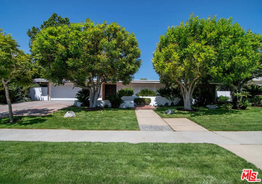 115 S June Street Los Angeles, CA 90004