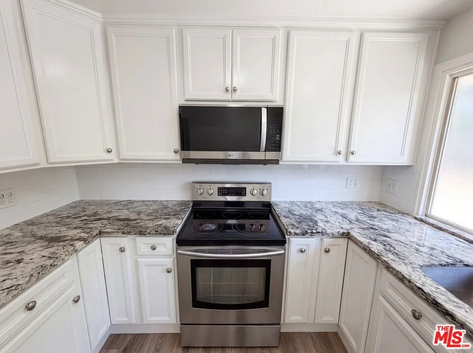 23732 San Dona Laguna Hills, CA 92653