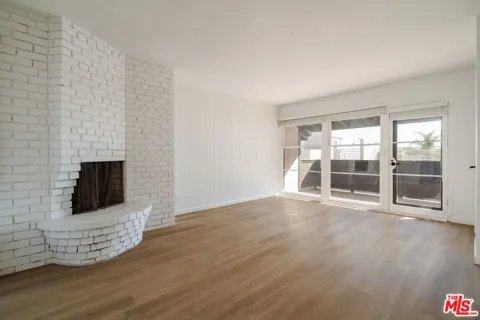 1147 Horn Avenue #5