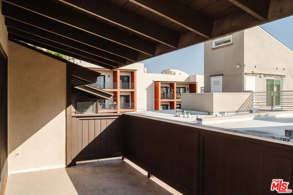 1147 Horn Avenue #5 West Hollywood, CA 90069
