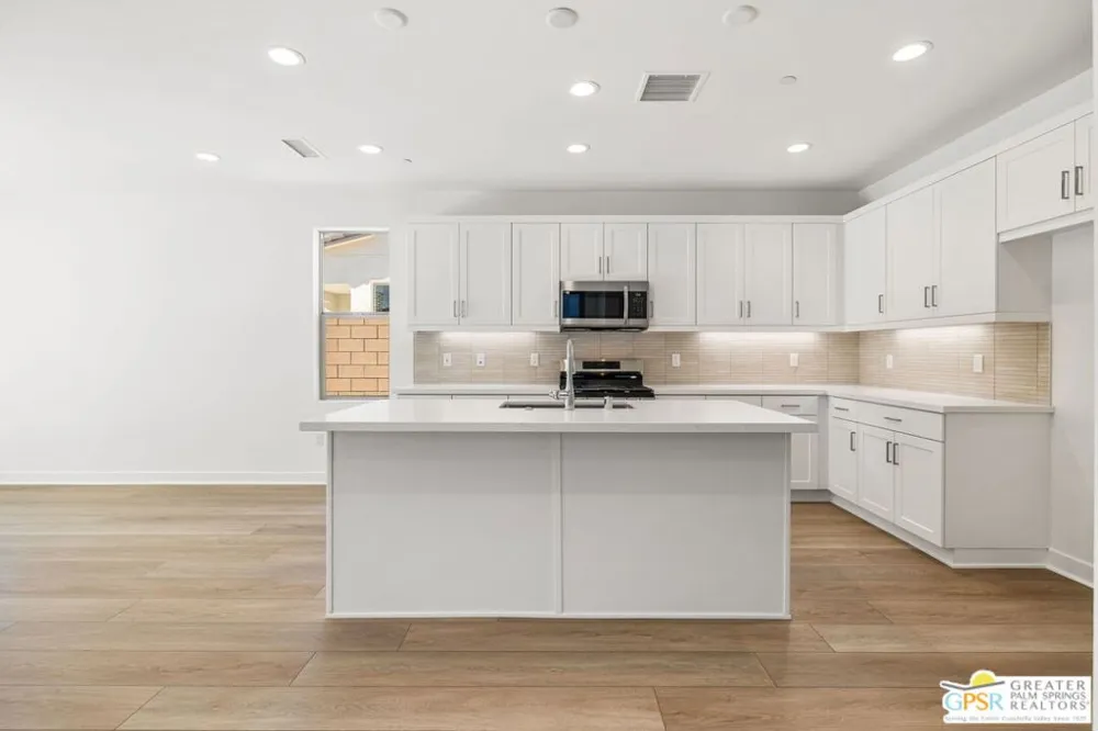 74219 Becker Street Palm Desert, CA 92211