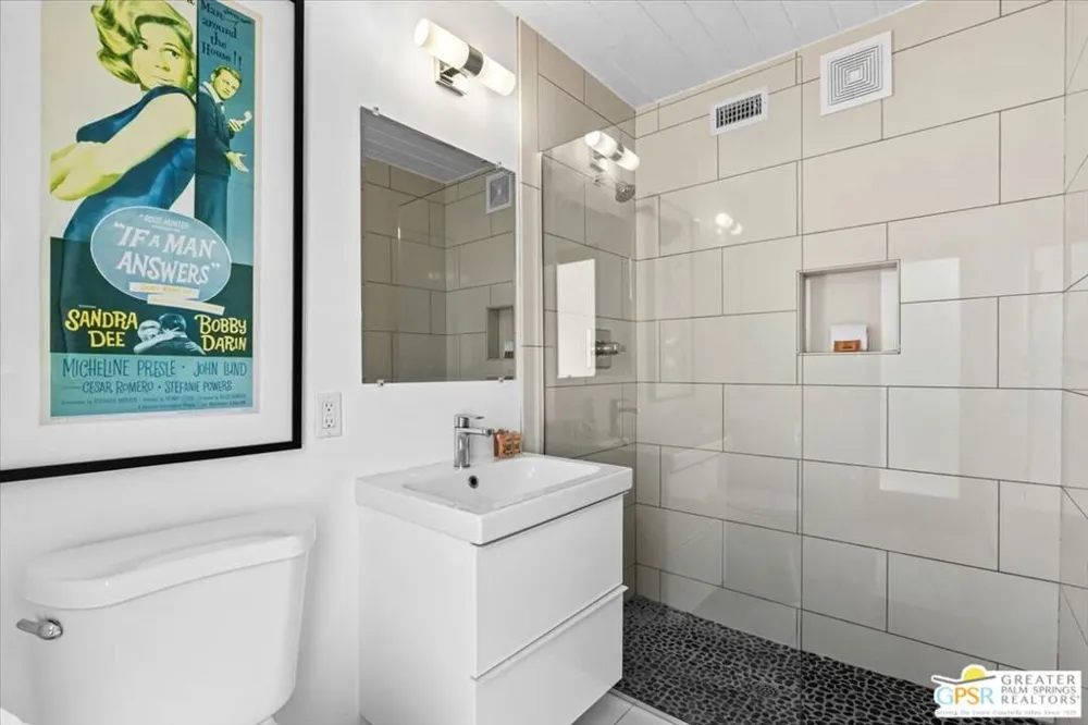 2889 Davis Way Palm Springs, CA 92262