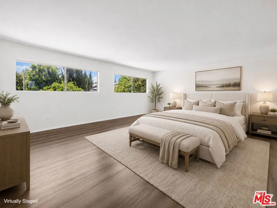 6741 Buffalo Avenue Valley Glen, CA 91401