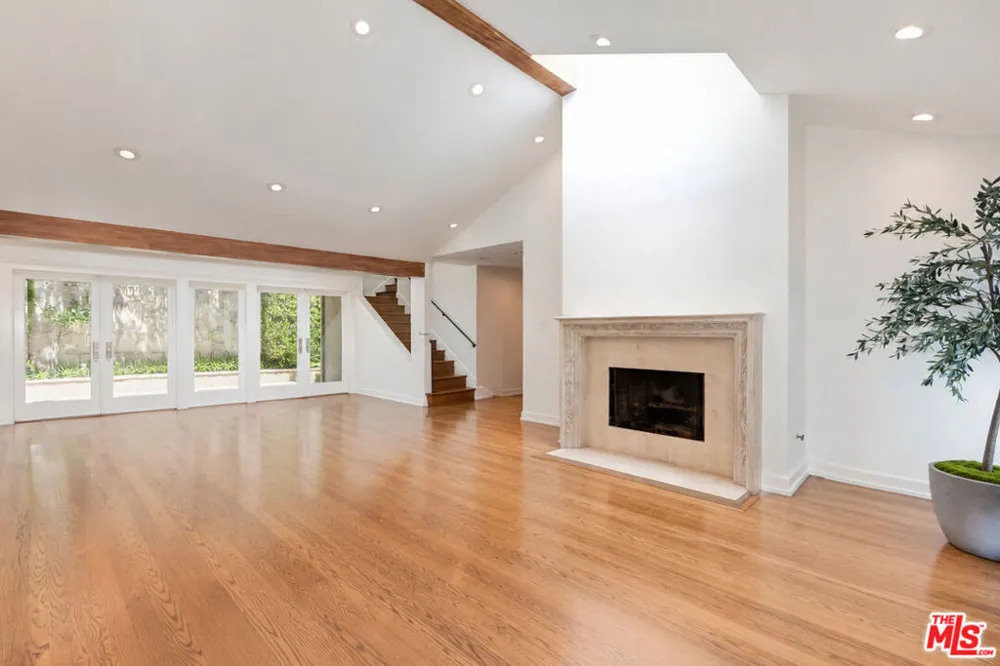 1519 Schuyler Road Los Angeles, CA 90210