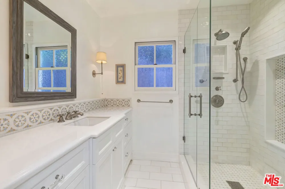 1519 Schuyler Road Los Angeles, CA 90210