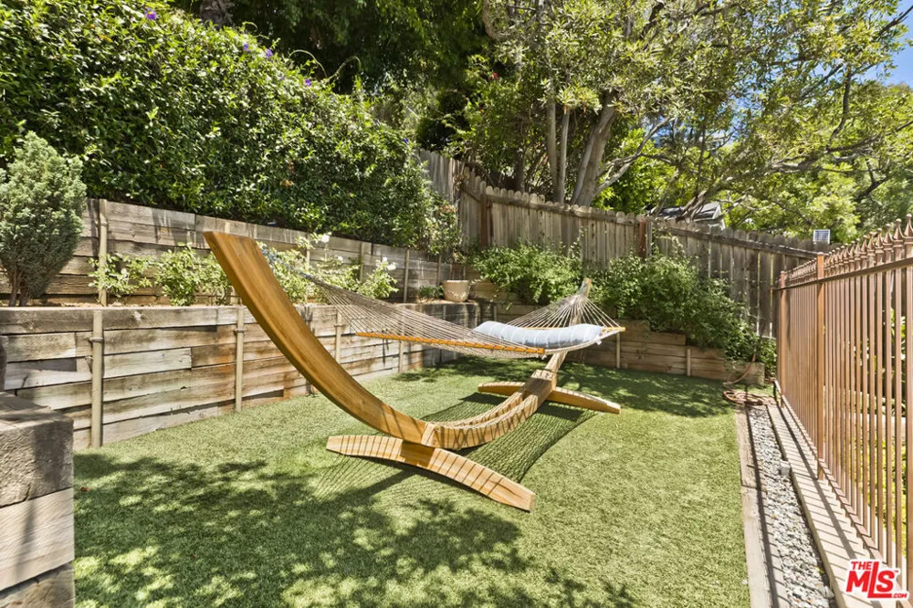 1519 Schuyler Road Los Angeles, CA 90210