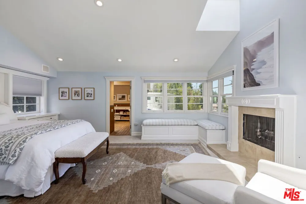 1519 Schuyler Road Los Angeles, CA 90210