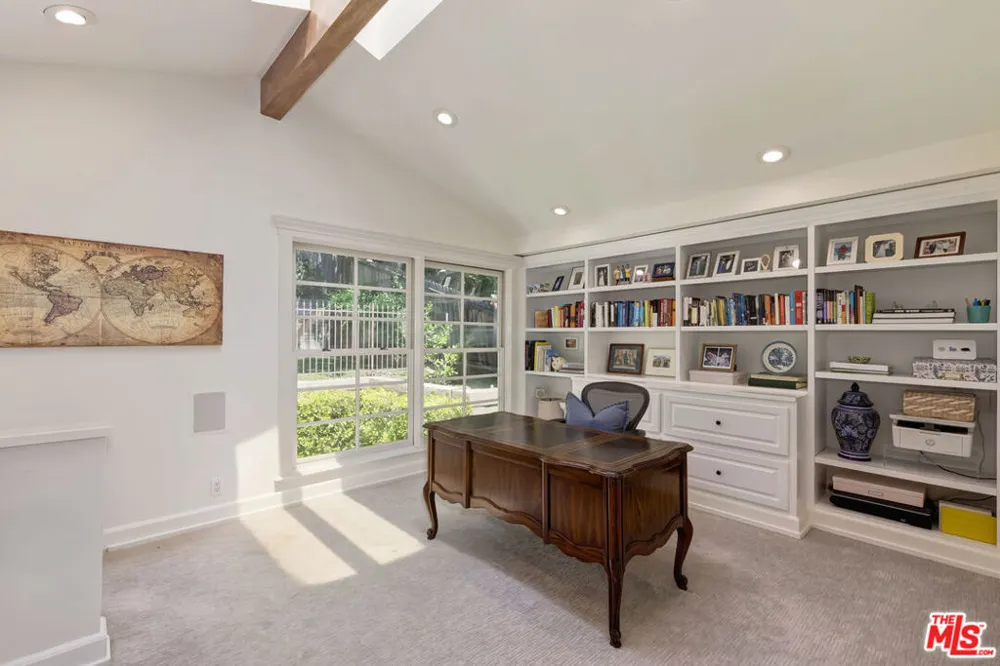 1519 Schuyler Road Los Angeles, CA 90210