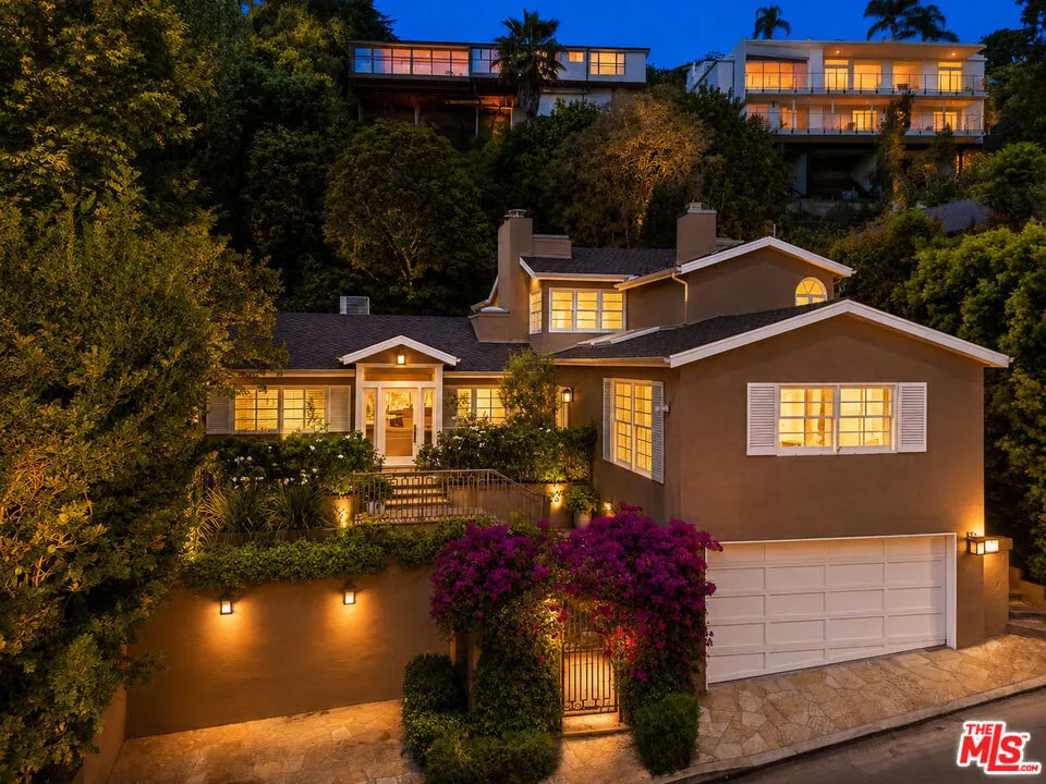 1519 Schuyler Road Los Angeles, CA 90210