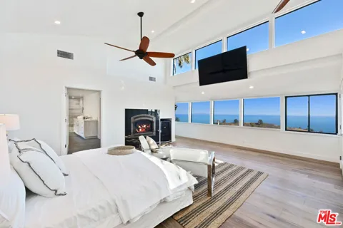 2688 Rambla Pacifico Street