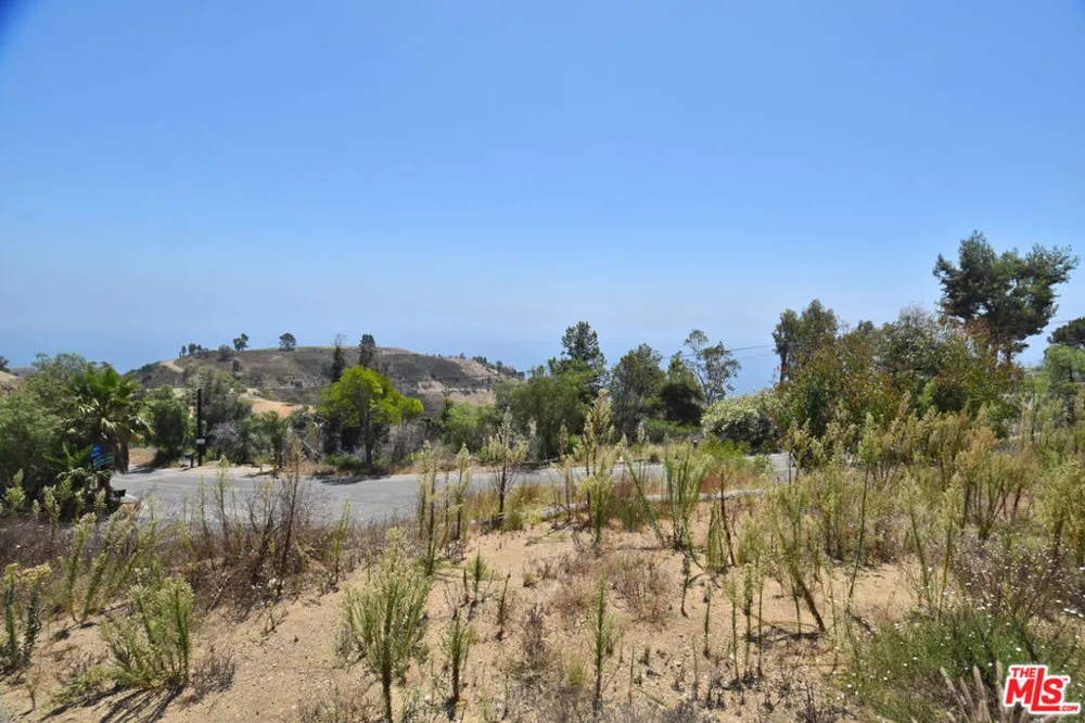 2688 Rambla Pacifico Street Malibu, CA 90265