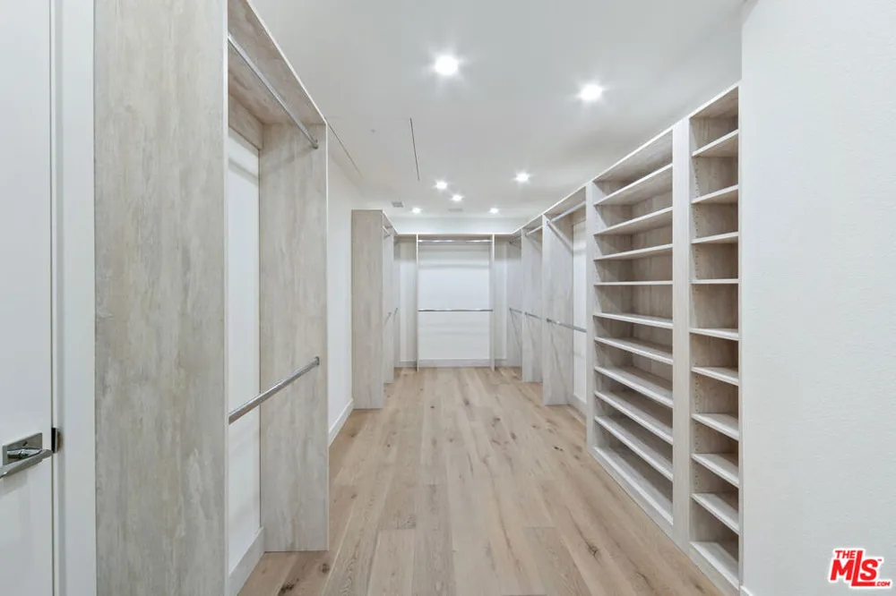 2688 Rambla Pacifico Street Malibu, CA 90265