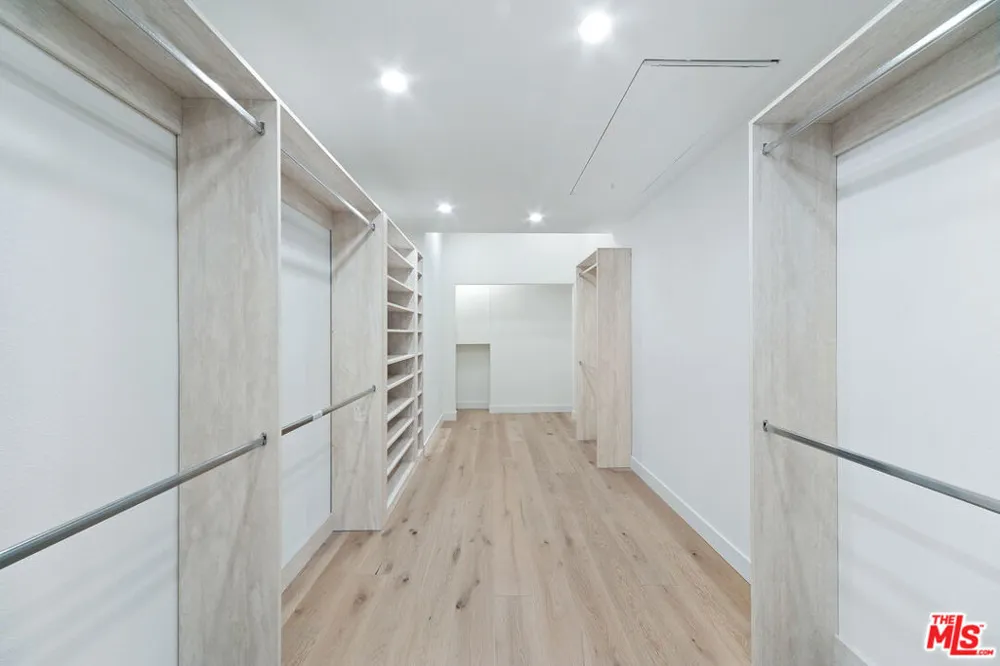2688 Rambla Pacifico Street Malibu, CA 90265