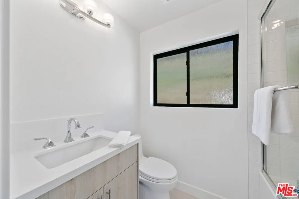 2688 Rambla Pacifico Street Malibu, CA 90265
