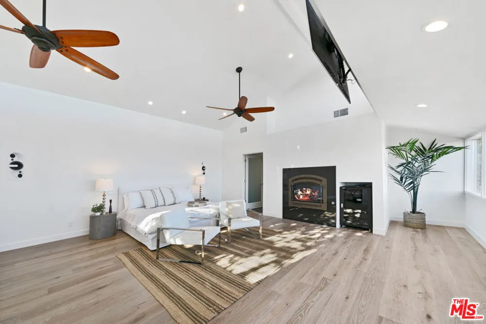 2688 Rambla Pacifico Street Malibu, CA 90265
