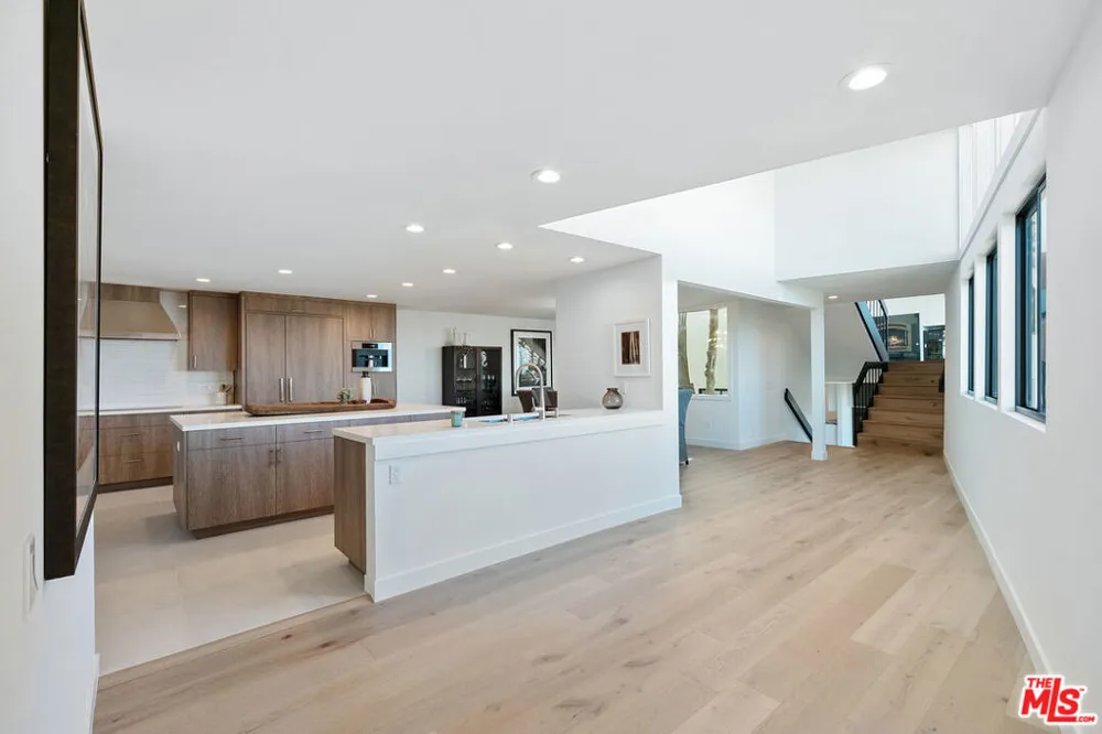 2688 Rambla Pacifico Street Malibu, CA 90265
