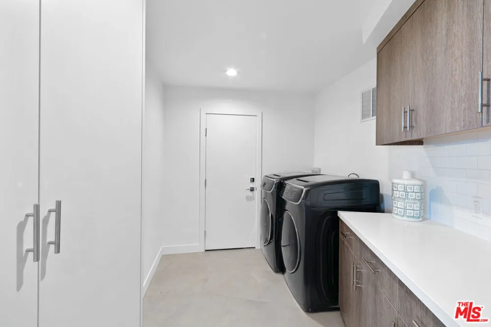 2688 Rambla Pacifico Street Malibu, CA 90265