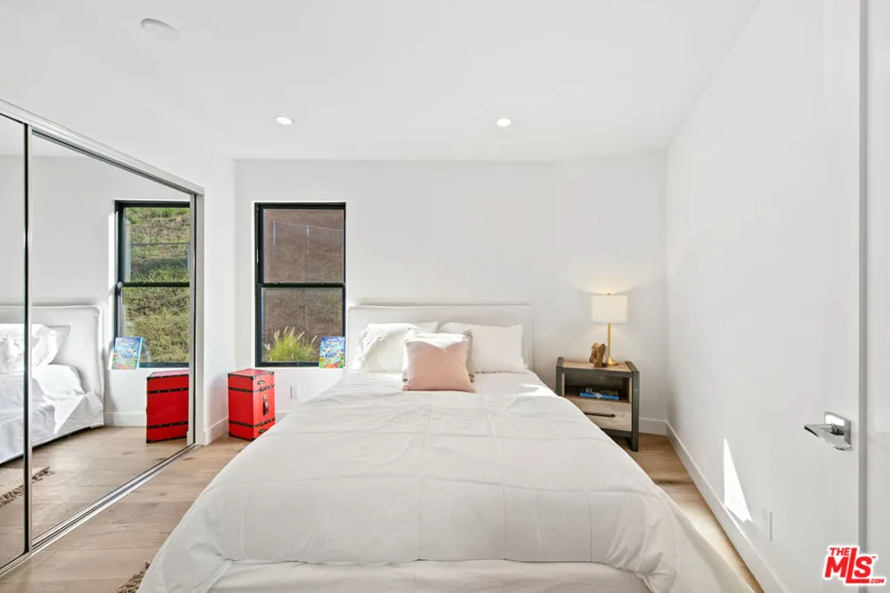 2688 Rambla Pacifico Street Malibu, CA 90265
