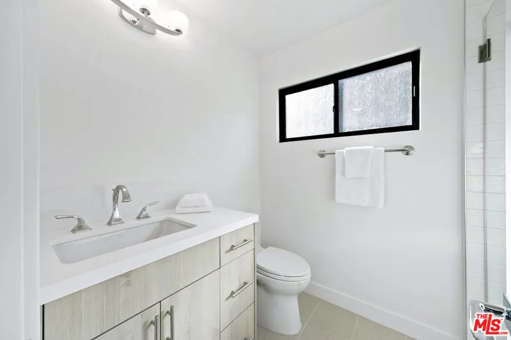 2688 Rambla Pacifico Street Malibu, CA 90265