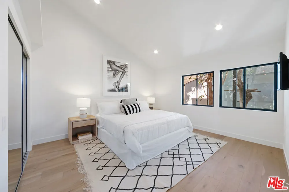2688 Rambla Pacifico Street Malibu, CA 90265
