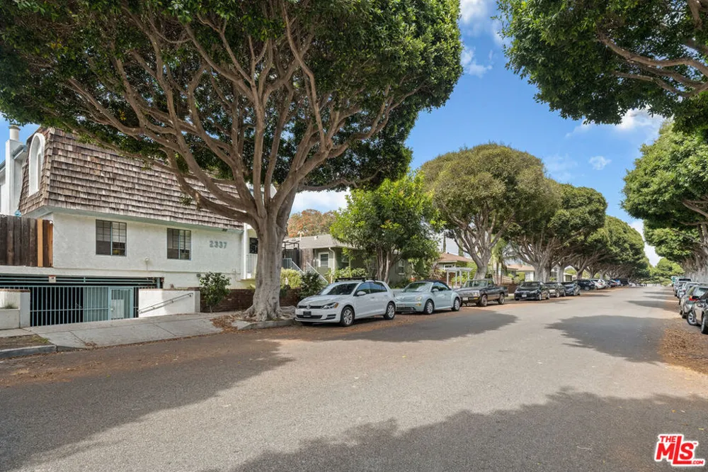 2337 Oak Street #2 Santa Monica, CA 90405
