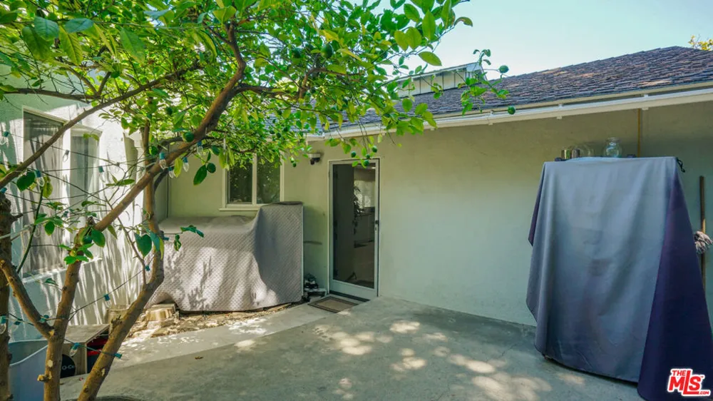 9790 Shadow Island Drive Shadow Hills, CA 91040