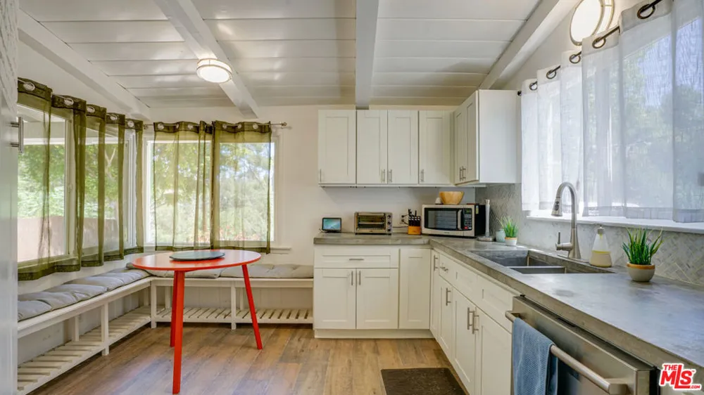 9790 Shadow Island Drive Shadow Hills, CA 91040