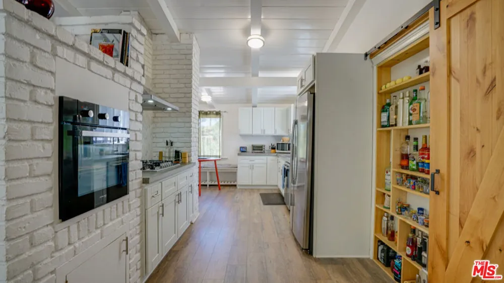 9790 Shadow Island Drive Shadow Hills, CA 91040