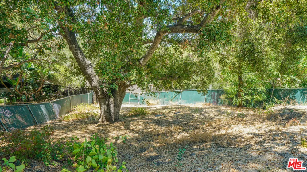 9790 Shadow Island Drive Shadow Hills, CA 91040