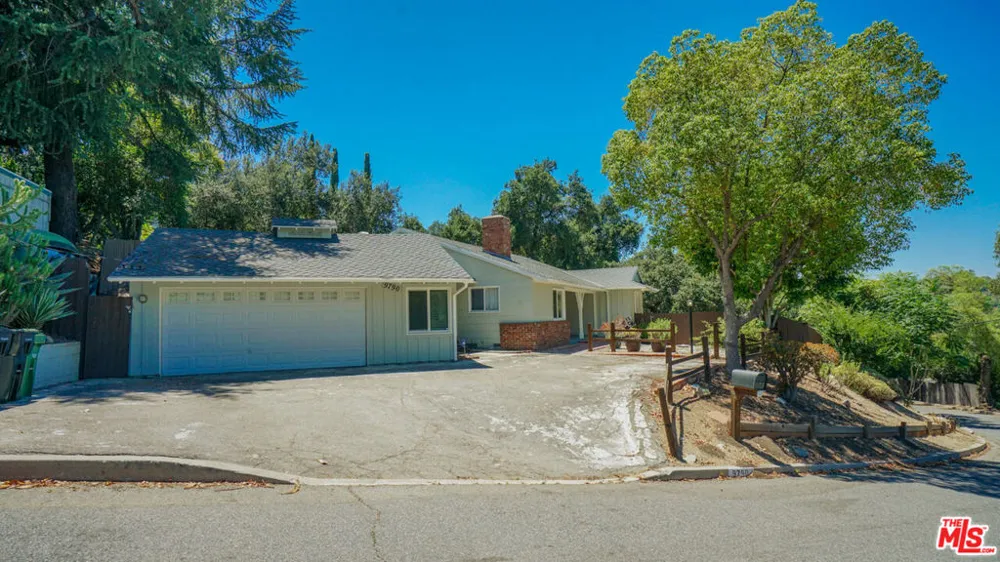 9790 Shadow Island Drive Shadow Hills, CA 91040