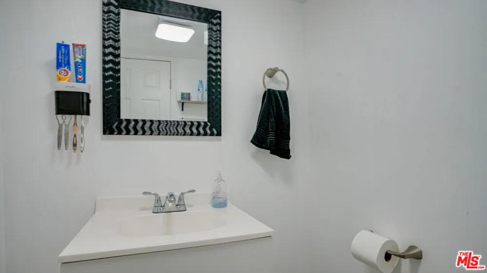 9790 Shadow Island Drive Shadow Hills, CA 91040