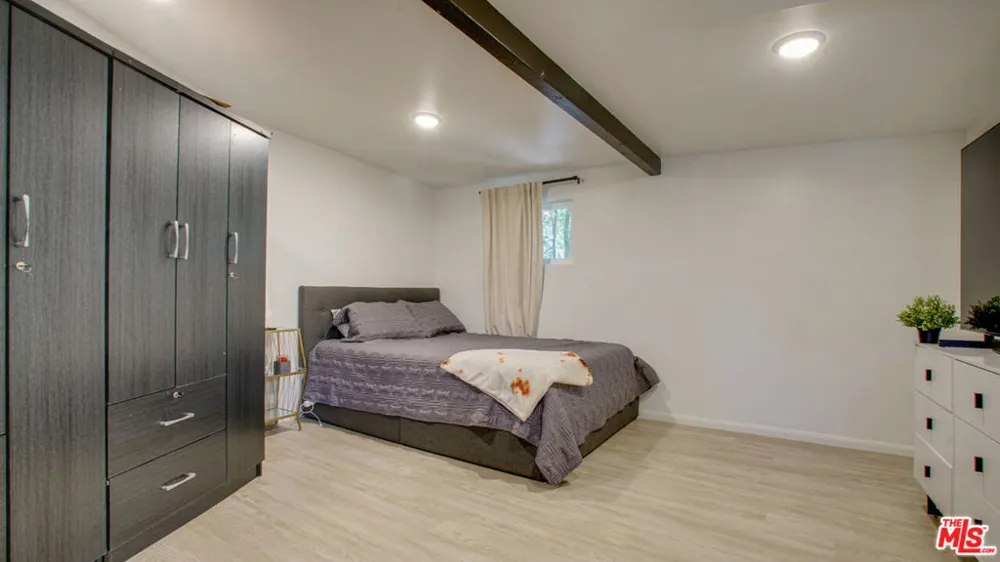 9790 Shadow Island Drive Shadow Hills, CA 91040
