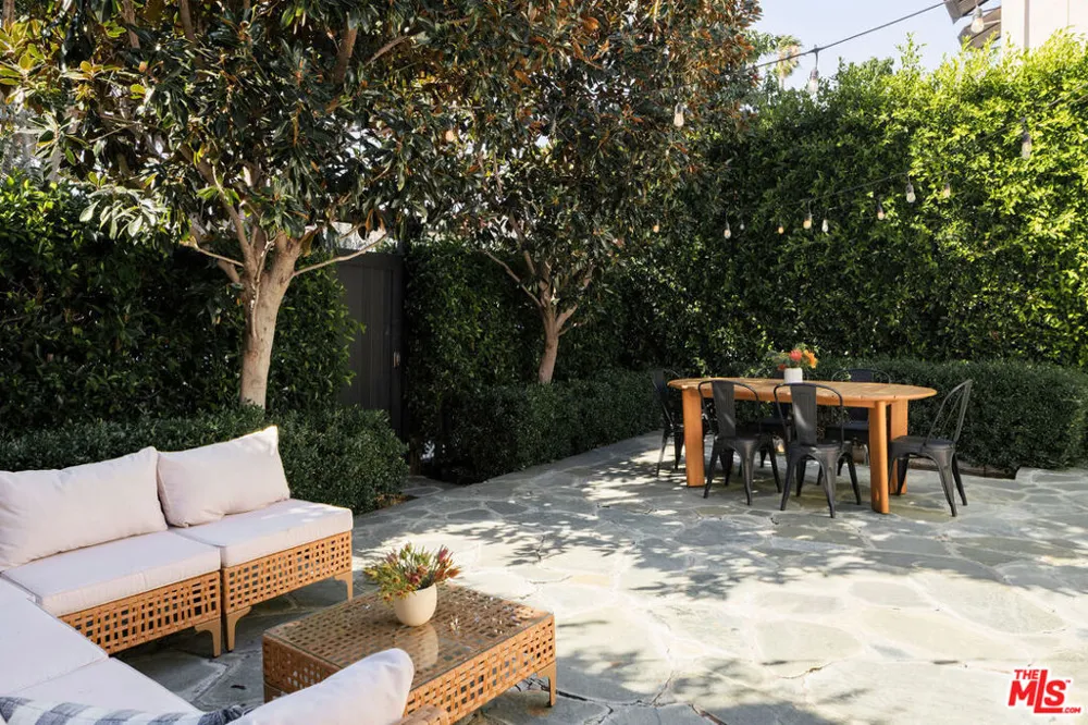 804 Westmount Drive West Hollywood, CA 90069