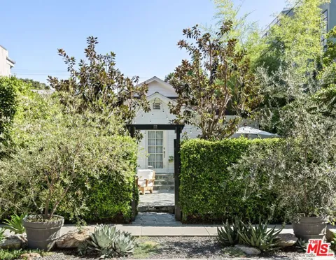 804 Westmount Drive