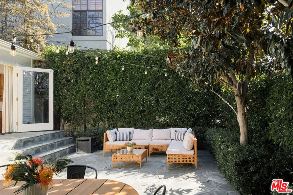 804 Westmount Drive West Hollywood, CA 90069