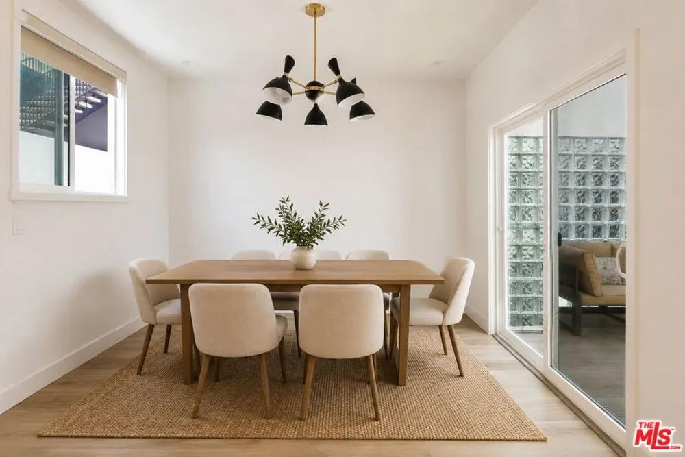 1823 20th Street #103 Santa Monica, CA 90404