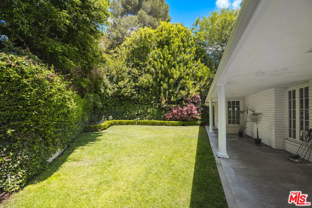 1201 Loma Vista Drive Beverly Hills, CA 90210