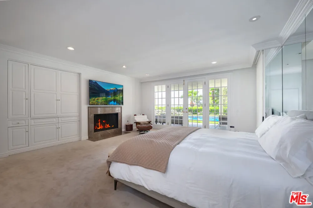 1201 Loma Vista Drive Beverly Hills, CA 90210