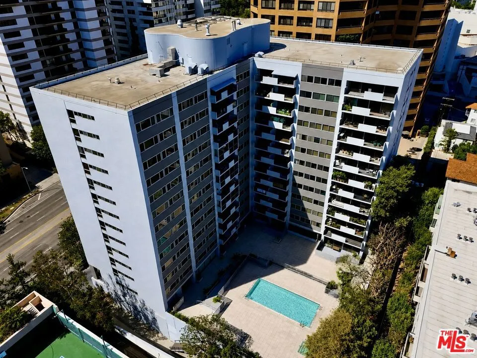 10450 Wilshire Boulevard #10J Los Angeles, CA 90024