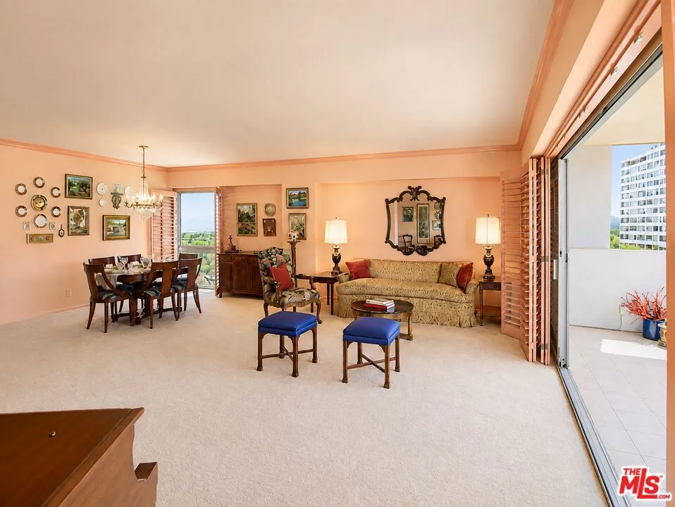 10450 Wilshire Boulevard #10J Los Angeles, CA 90024