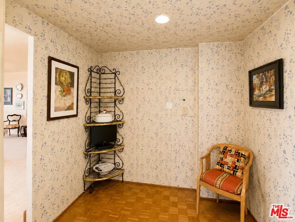 10450 Wilshire Boulevard #10J Los Angeles, CA 90024
